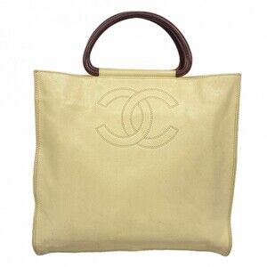 CHANEL White Caviar Leather Tote Bag